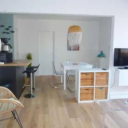 - 3 Pieces Avec Piscine Et Parking Proche - Fr-1-782-7 Le Barcarès